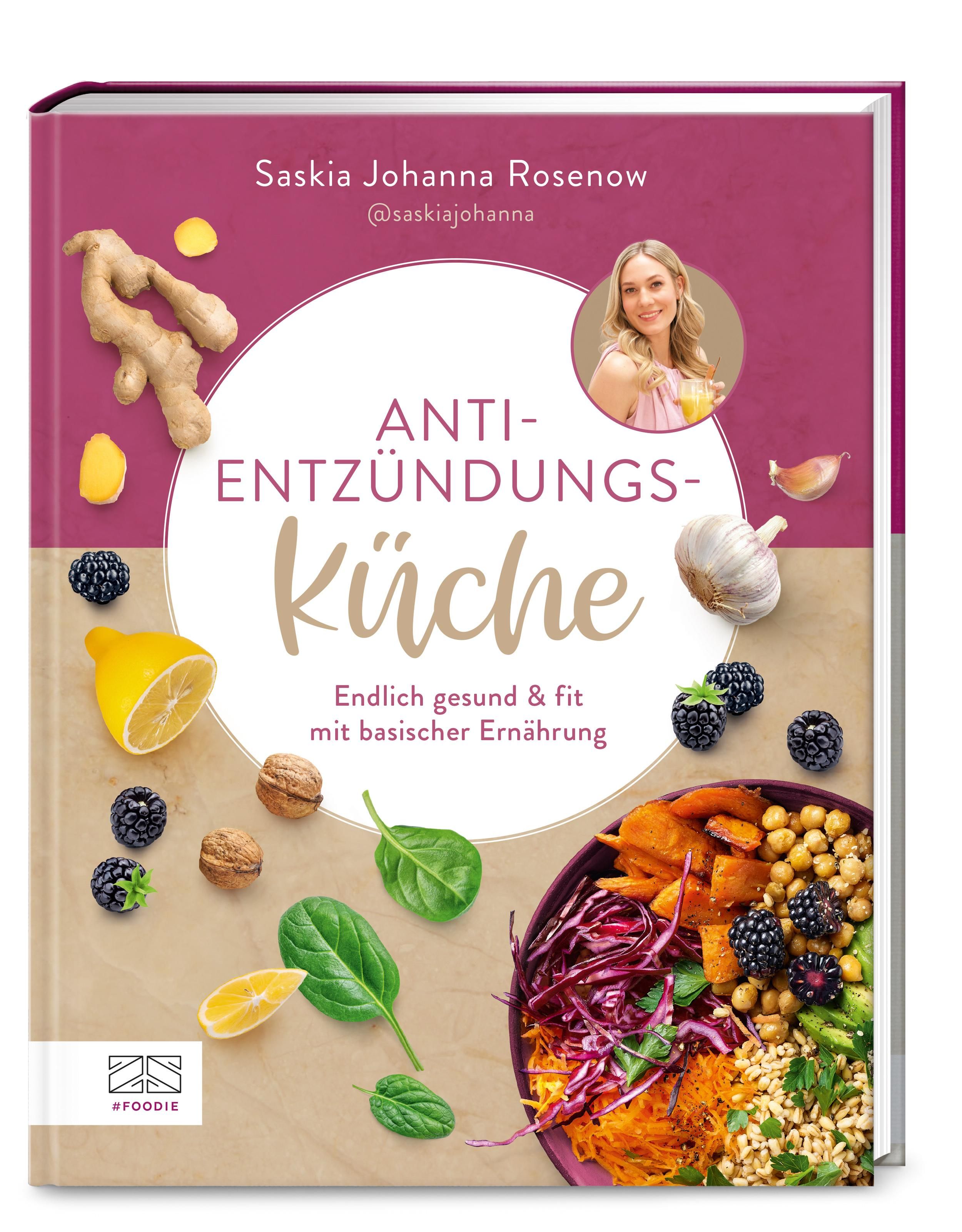 Buchcover: Anti-Entzündungs-Küche. Illustrationen von Lebensmitteln und einer Frau. Titel und Autorennamen sind sichtbar.