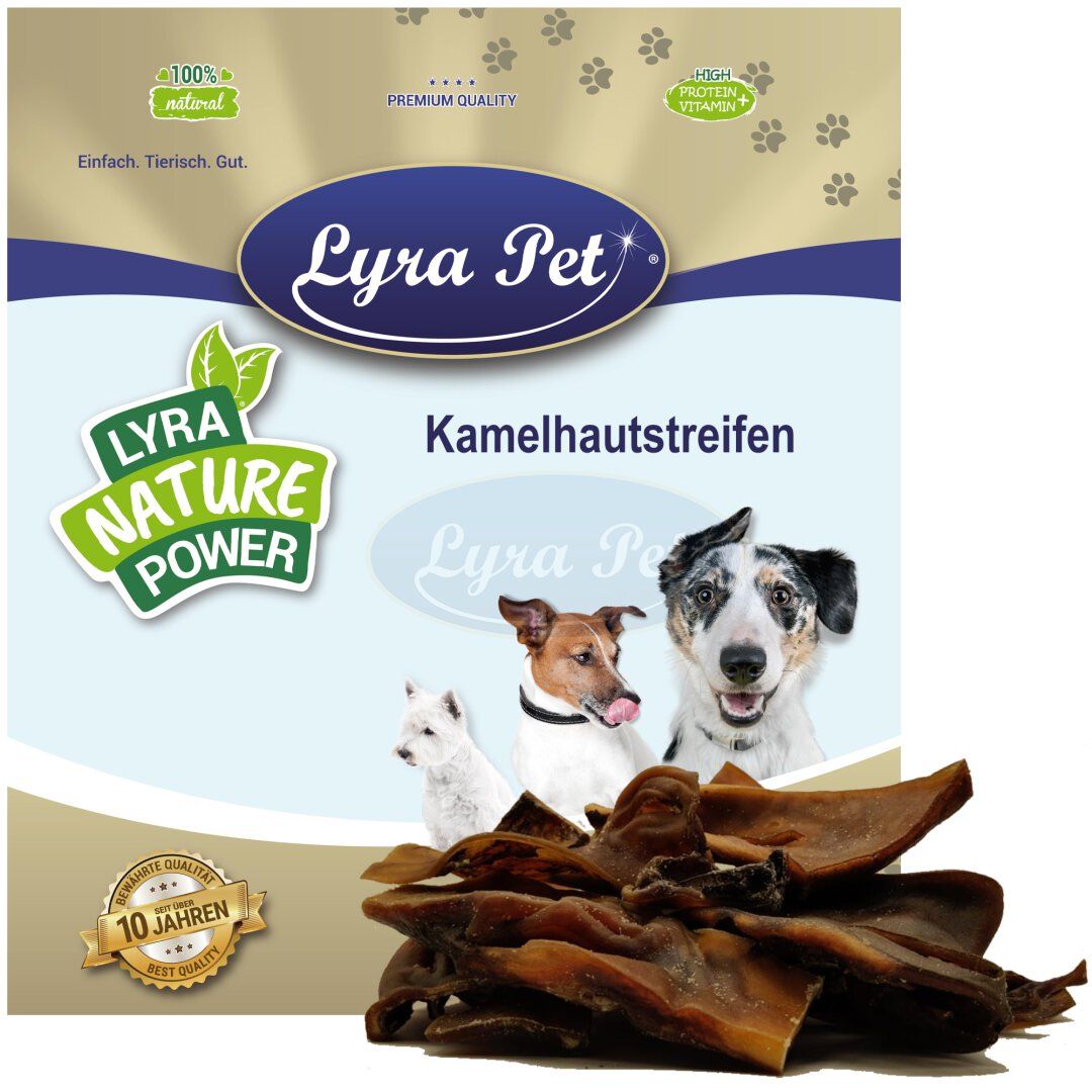 Beutel mit Kamelhautstreifen. Aufdruck: Lyra Pet, Kamelhautstreifen, Hunde. Logos: Natur, Premium Qualität, 10 Jahre.