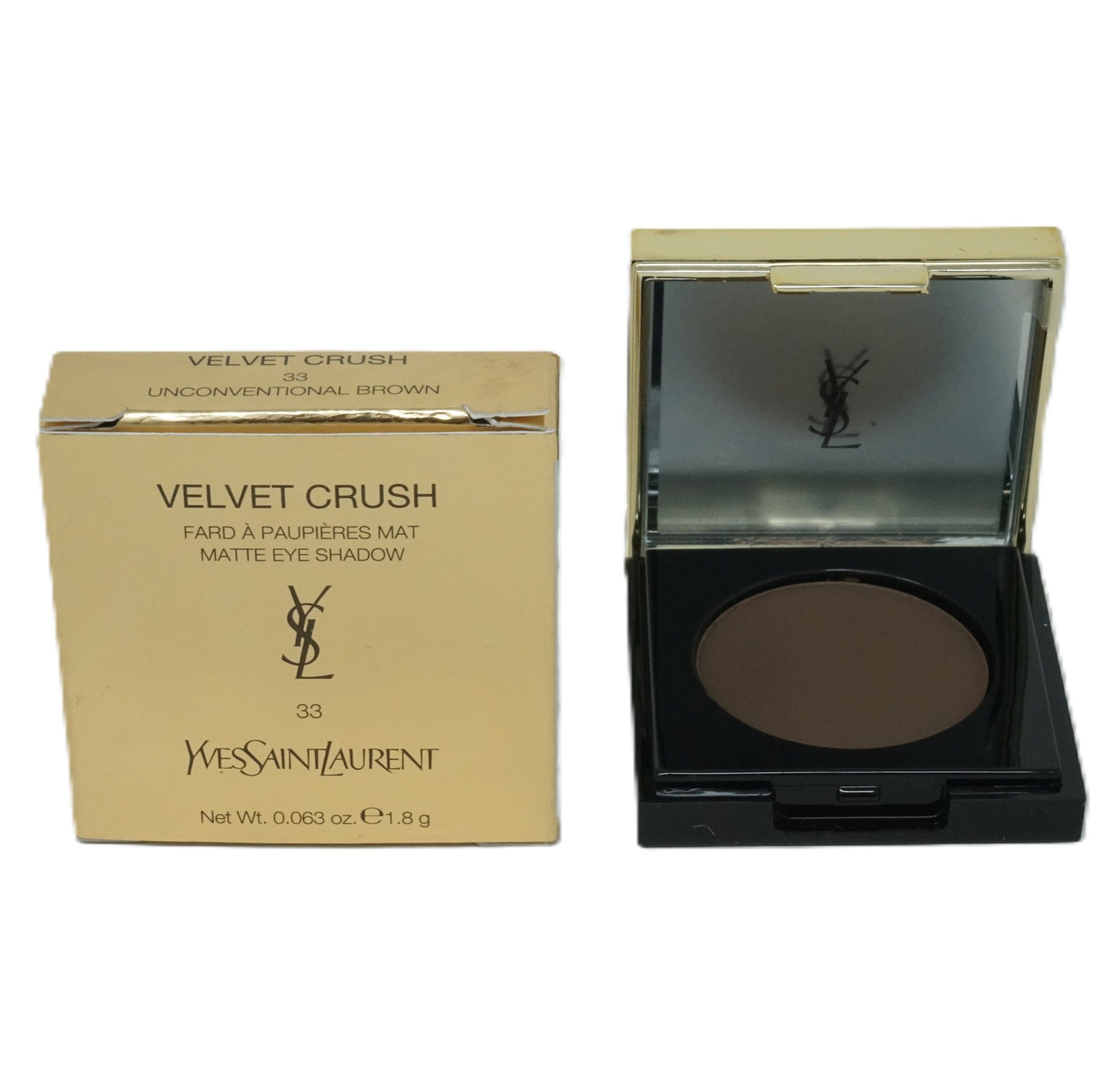 Yves Saint Laurent Velvet Crush Lidschatten 33. Brauner Lidschatten in schwarzem Kompaktpuder-Etui und goldfarbener Verpackung. Mattes Finish.