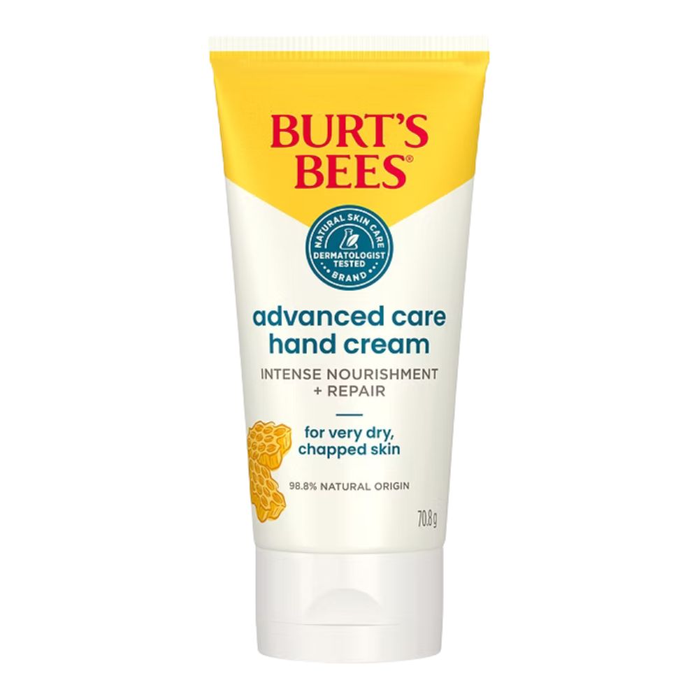 Creme-Tube mit gelbem Deckel und Schriftzug. Aufschrift: Burt's Bees, Advanced Care Hand Cream. Für sehr trockene, rissige Haut.
