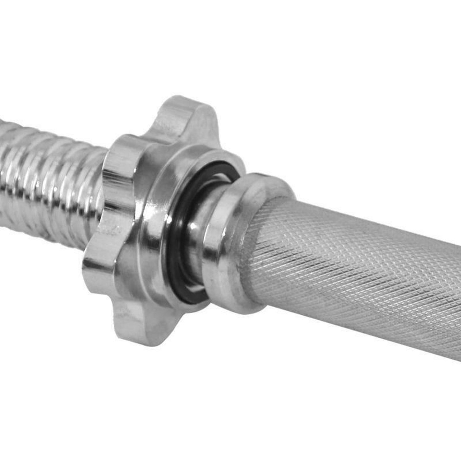 Nahaufnahme eines Gewindeverschlusses einer Kurzhantelstange. Metallisch glänzend. Gerändelter Griffbereich.