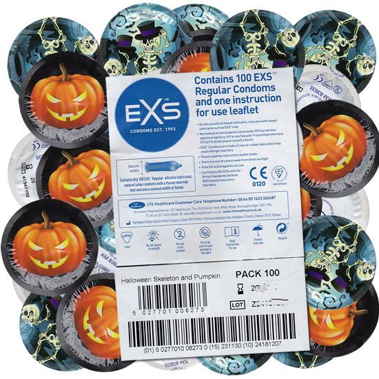 Runde Kondome mit Halloween-Motiven. Verpackung mit 100 Stück, Marke EXS. Aufdrucke: Kürbis, Skelett, CE-Zeichen.