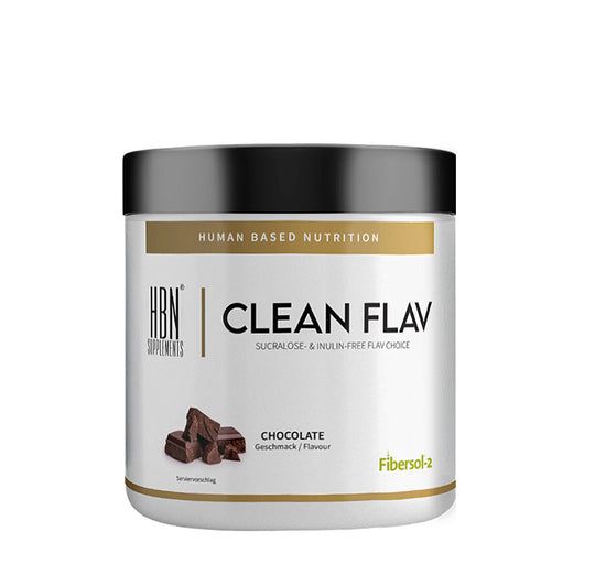 HBN Supplements Clean Flav Schokoladenpulver in einem Behälter mit Schokoladenstücken.