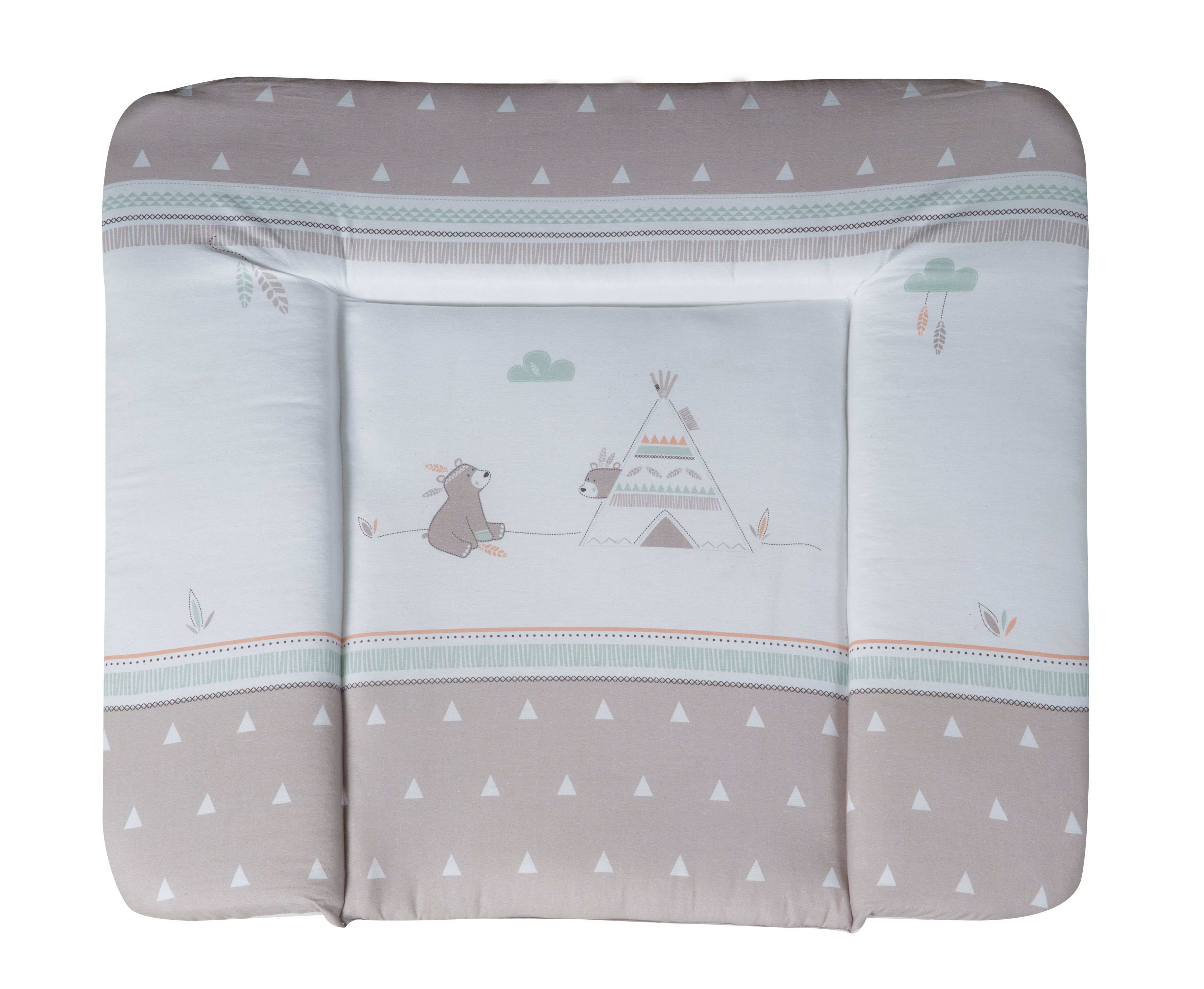 Wickelauflage mit Indibär-Motiv. Rechteckig, grau-weiß. Mit Rand und Illustrationen von Tipi, Bär und Federn.