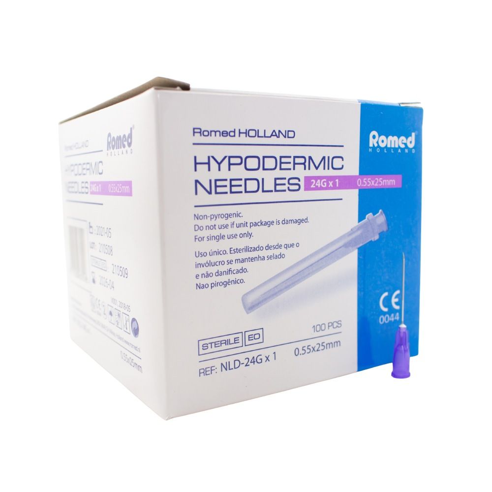 Verpackung mit Injektionskanülen. Aufschrift: Romed Holland, Hypodermic Needles 24G x 1, steril. Nadel mit violetter Spitze.