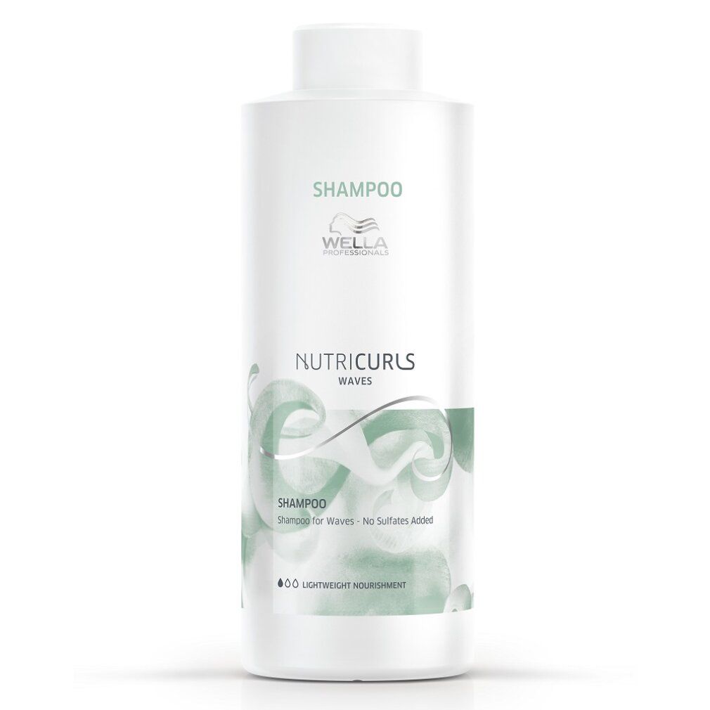 Weiße Shampoo-Flasche. Aufschrift: SHAMPOO, NUTRICURLS WAVES, 1 Liter.