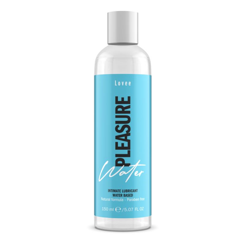 Transparente Flasche mit blauem Etikett. Aufschrift: PLEASURE Water. Logo: Lovee. Text: Intimate Lubricant Water Based. 150 ml.