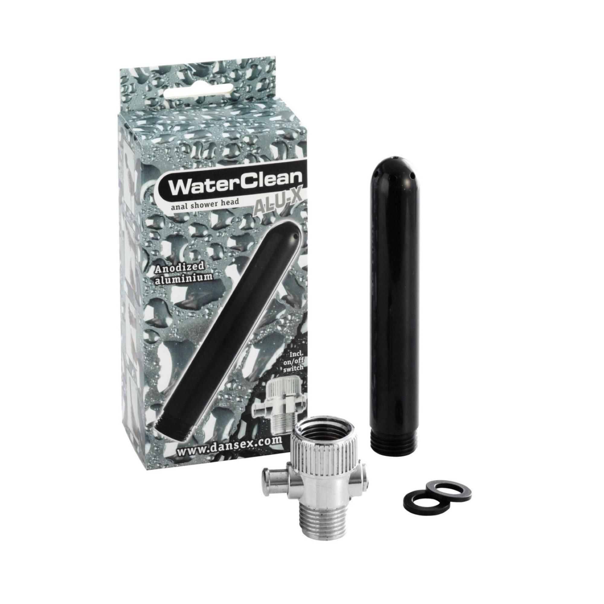 Schwarzer Duschkopf, Einzelteile und Verpackung. Aufschrift: WaterClean, Alu-X, eloxiertes Aluminium. Inkl. Ein/Aus-Schalter. www.dansex.com.