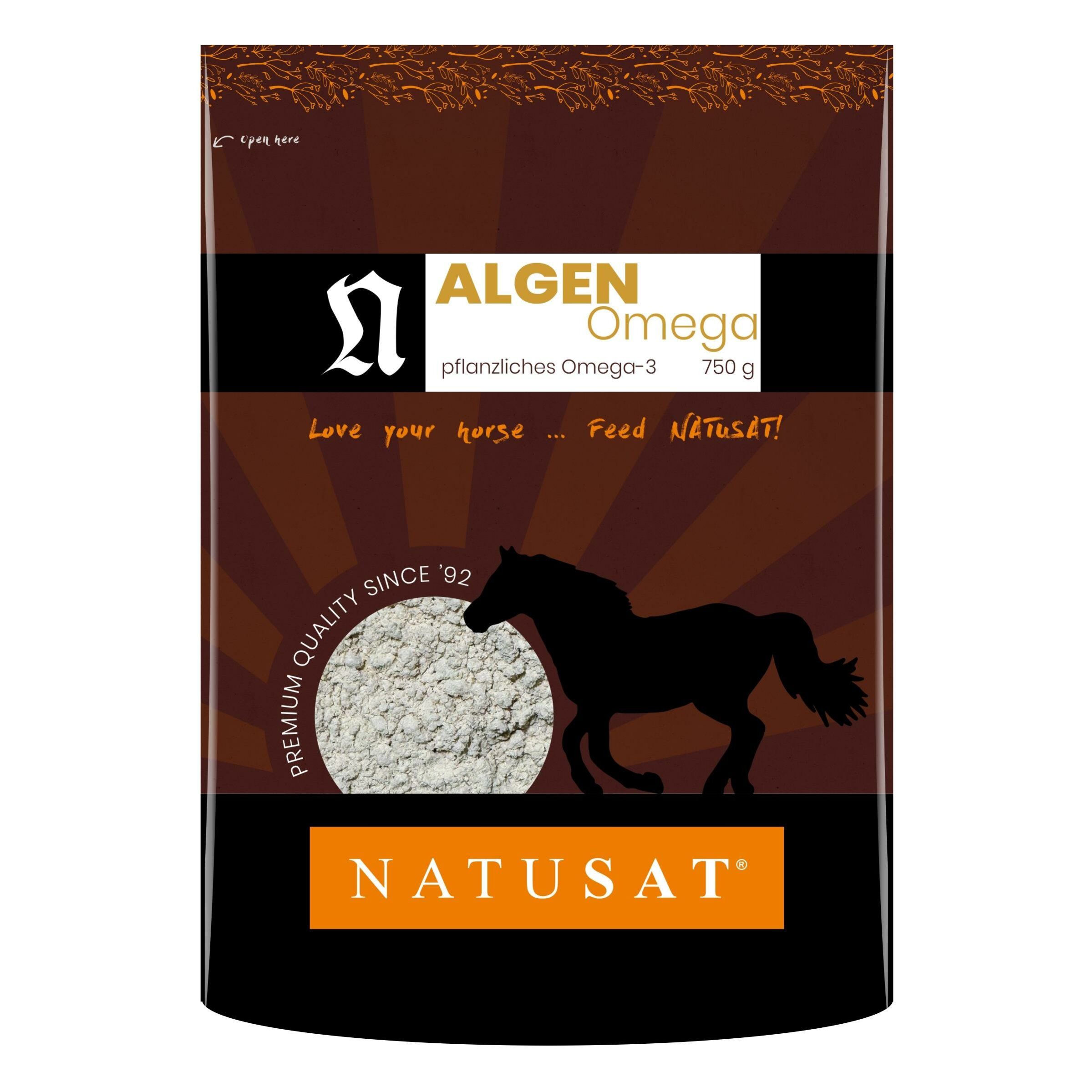 Verpackung von Natusat Algen-Omega. Braune Tasche mit Produktbild, Logo und Text: pflanzliches Omega-3. Inhalt: 750 g.