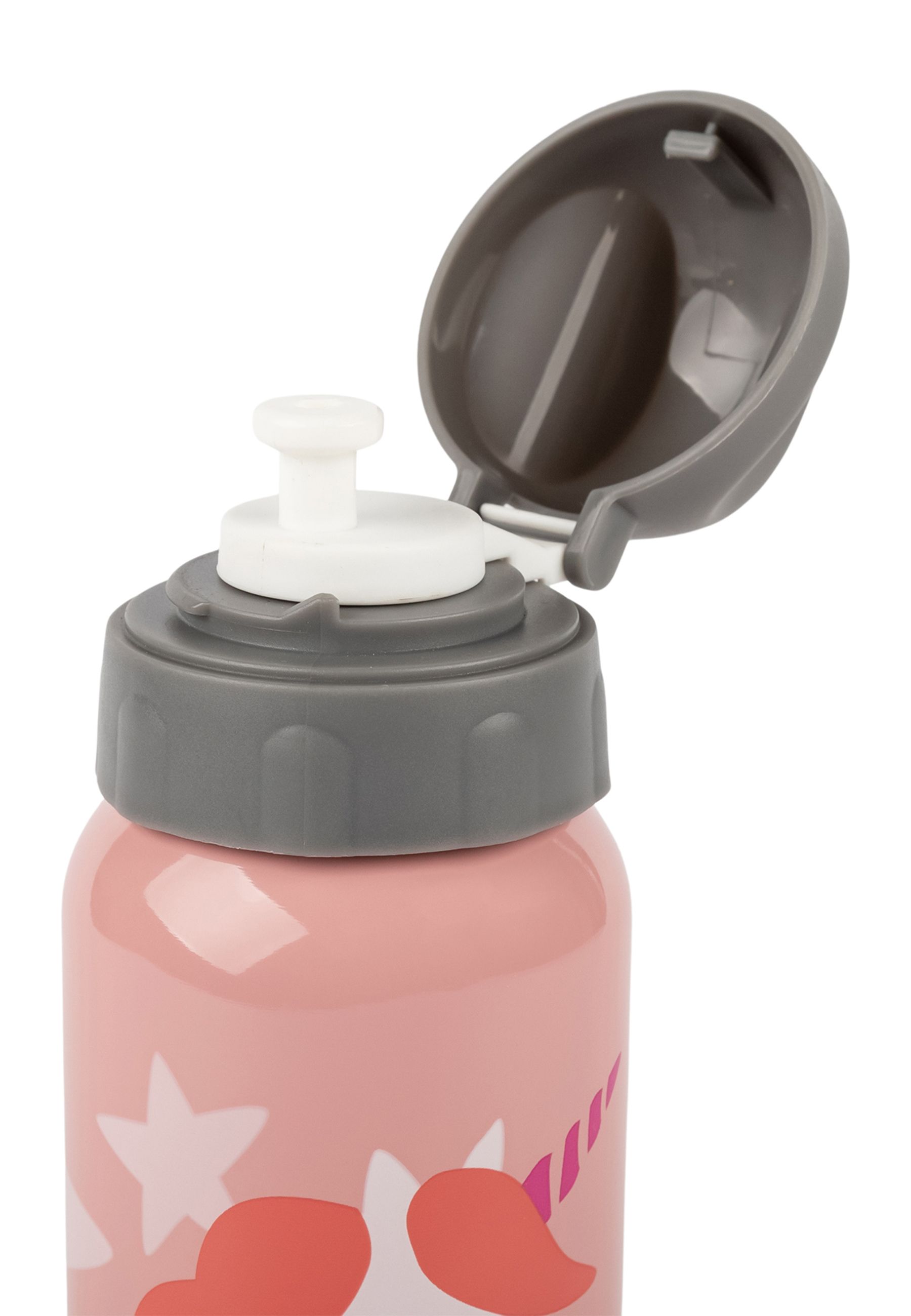 Nahaufnahme einer rosa Trinkflasche mit Einhorn-Motiv. Grauer Deckel geöffnet, Trinköffnung sichtbar.