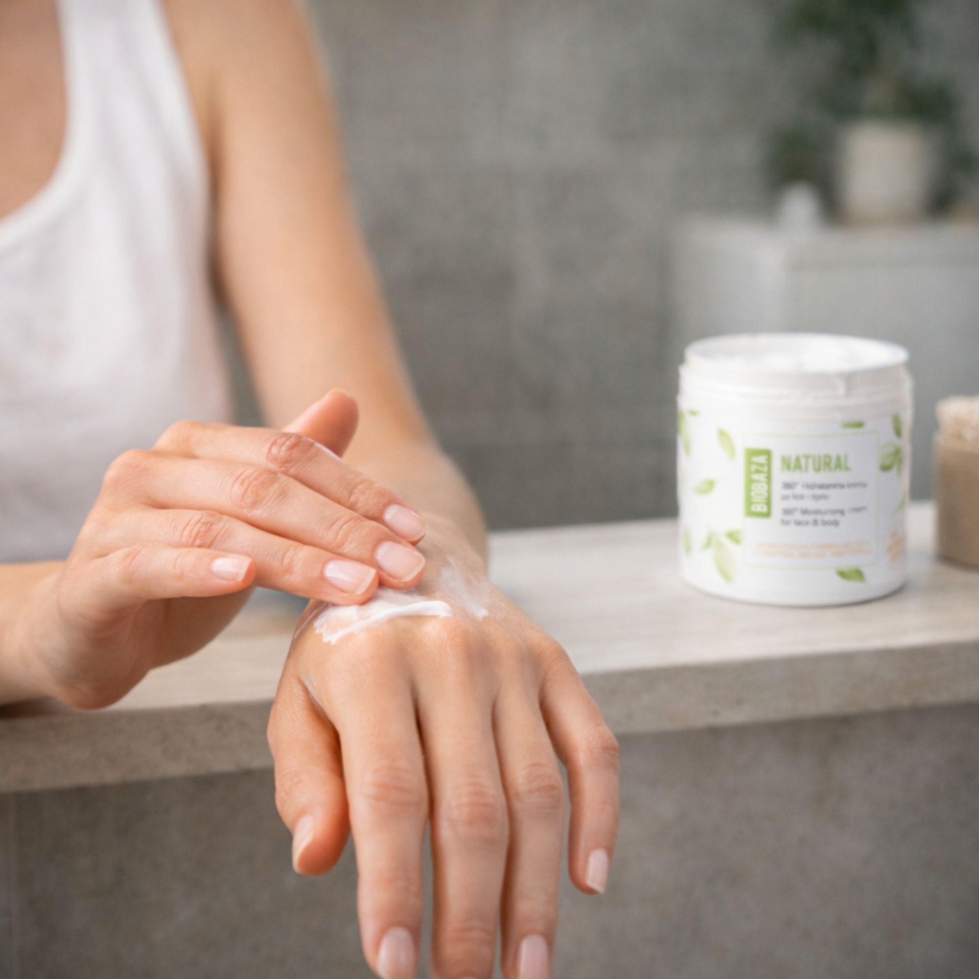 BIOBAZA Natural Universelle Pflegecreme für Gesicht und Körper