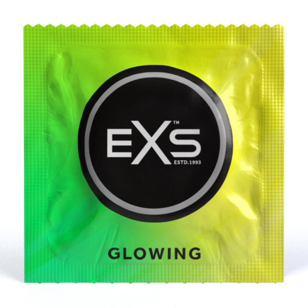 Einzelverpackung eines EXS Glowing Kondoms. Gelb-grüner Farbverlauf mit schwarzem Kreis und Logo.