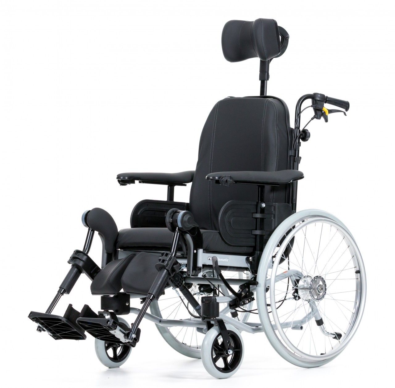 Invacare Rea Clematis PRO SB 44 mit TBB
