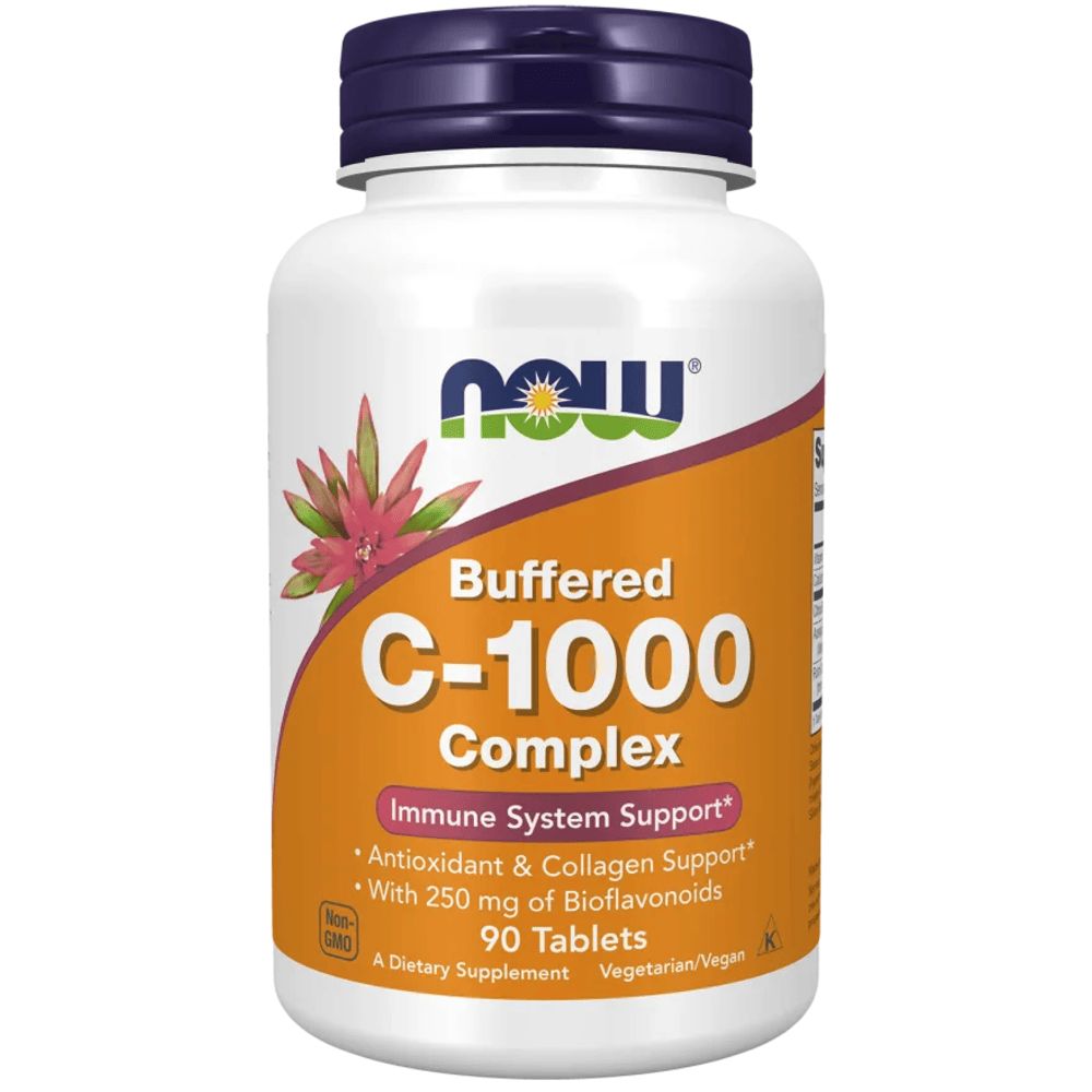 Weiße Flasche mit blauem Deckel. Aufkleber mit orangefarbenem Hintergrund und Text: "Buffered C-1000 Complex". Marke: NOW. 90 Tabletten.