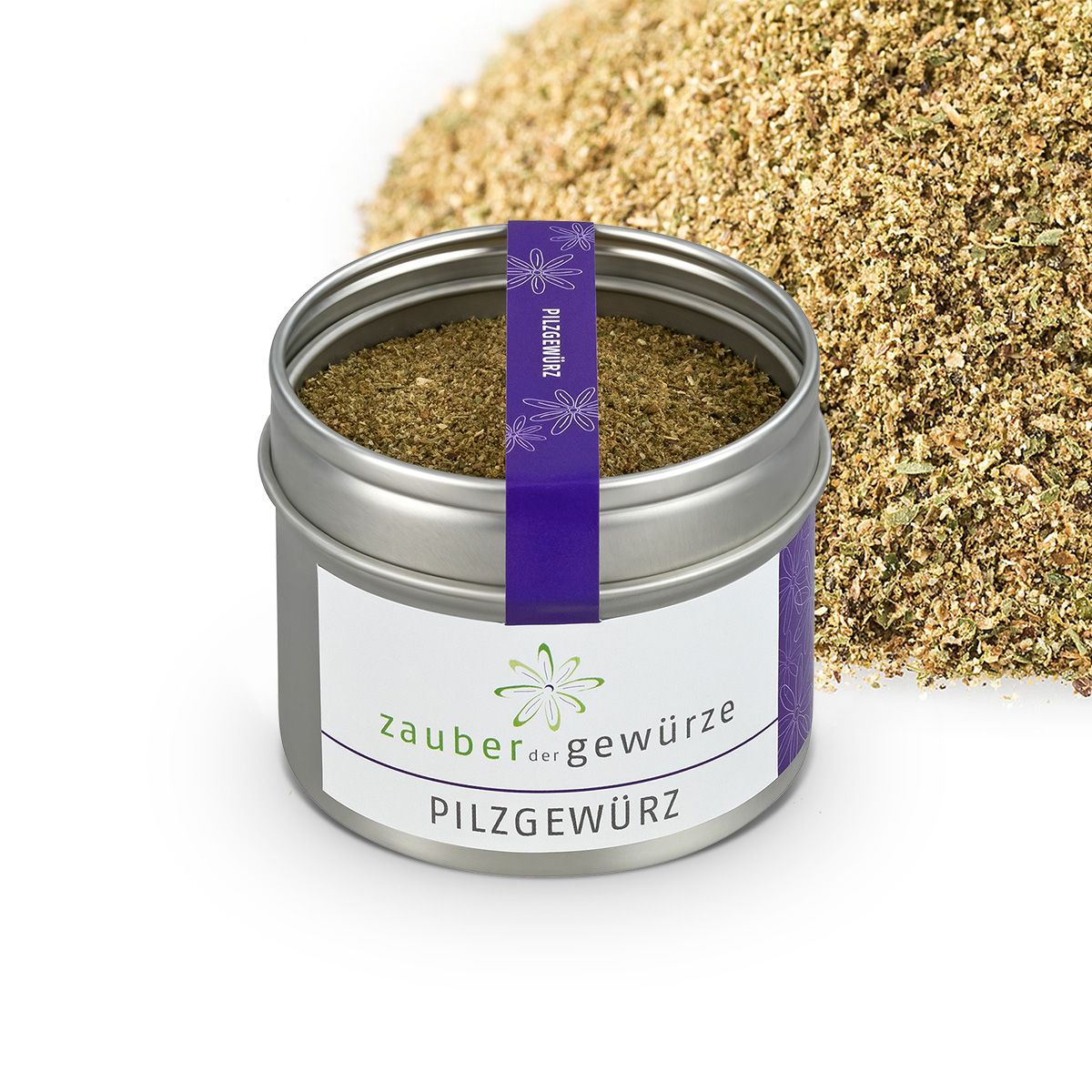 Geöffnete Dose Pilzgewürz. Aufkleber mit 'Zauber der Gewürze' und 'Pilzgewürz'. Lila Band. Gewürz daneben.