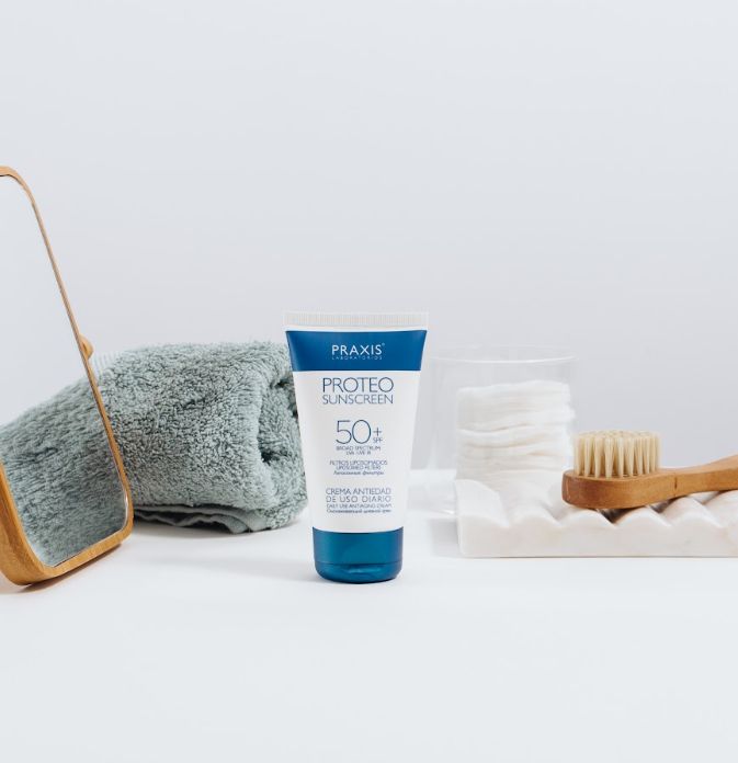 Praxis Laboratorios Proteo Sunscreen 50+
