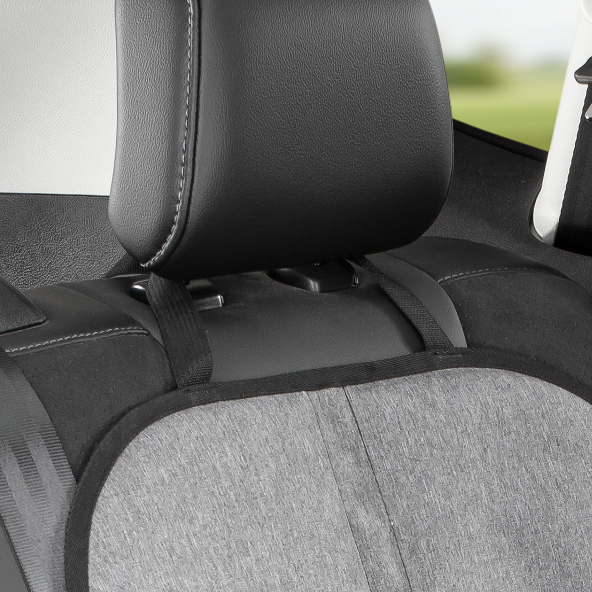 reer TravelKid MaxiProtect Autositz-Schutzunterlage für Kindersitz, mit Taschen