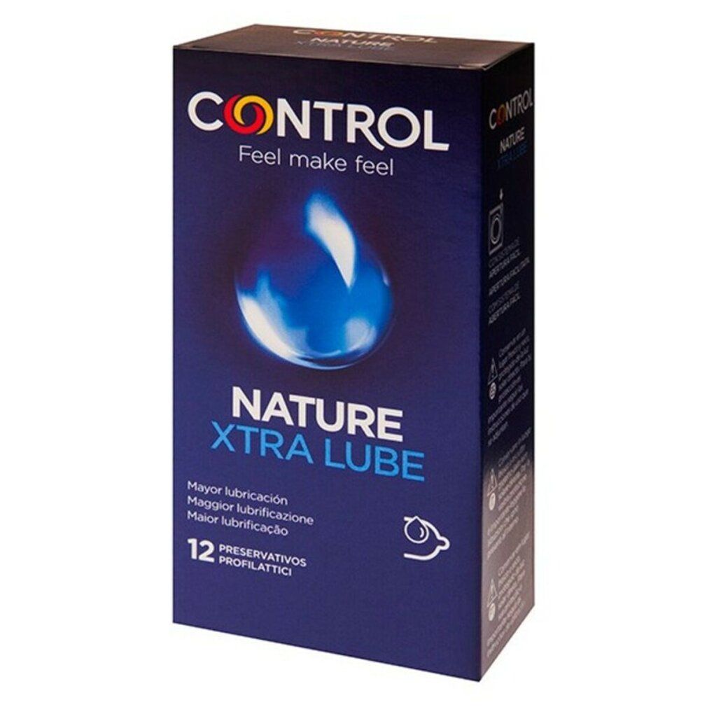 Blau-schwarze Verpackung. "CONTROL"-Logo. "NATURE XTRA LUBE"-Schriftzug. 12 Stück. Tropfen-Grafik. "PRESERVATIVOS PROFILATTICI".