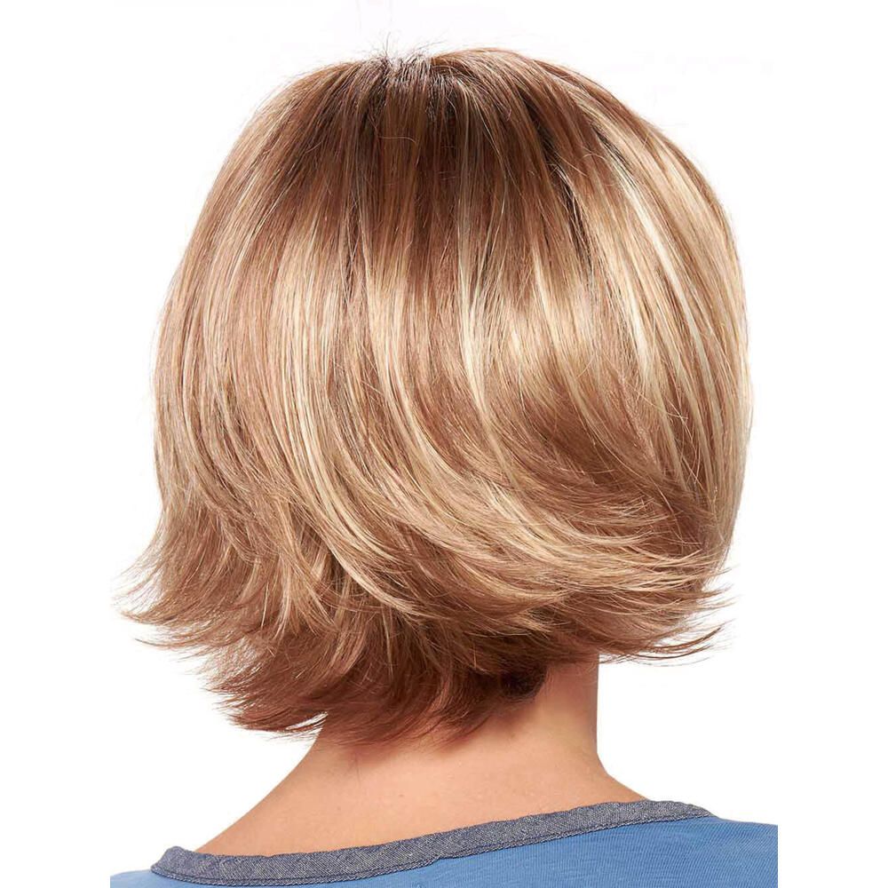 Kurze, blonde Perücke mit Pony. Rückansicht. Hellbraune und blonde Strähnen.