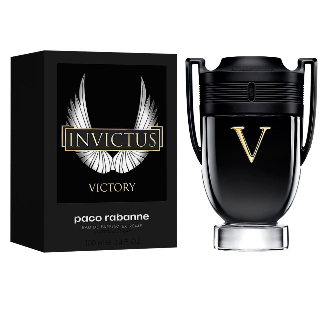 Schwarzer Flakon und Verpackung. Flakon in Pokalform mit goldenem "V". Verpackung mit "Invictus Victory"-Logo.