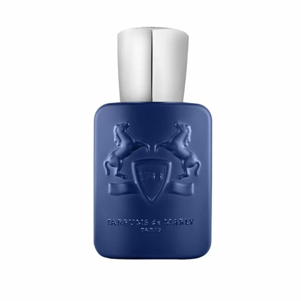 Blauer Flakon mit silbernem Deckel. Geprägtes Logo und Schriftzug. Parfums de Marly Percival Eau de Parfum.