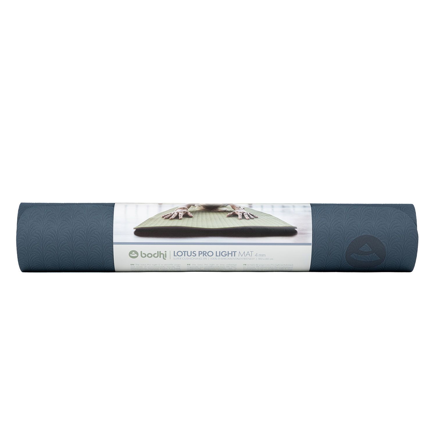 Gerollte Yogamatte mit Band. Aufschrift: Lotus Pro LIGHT MAT. Dunkelblau.