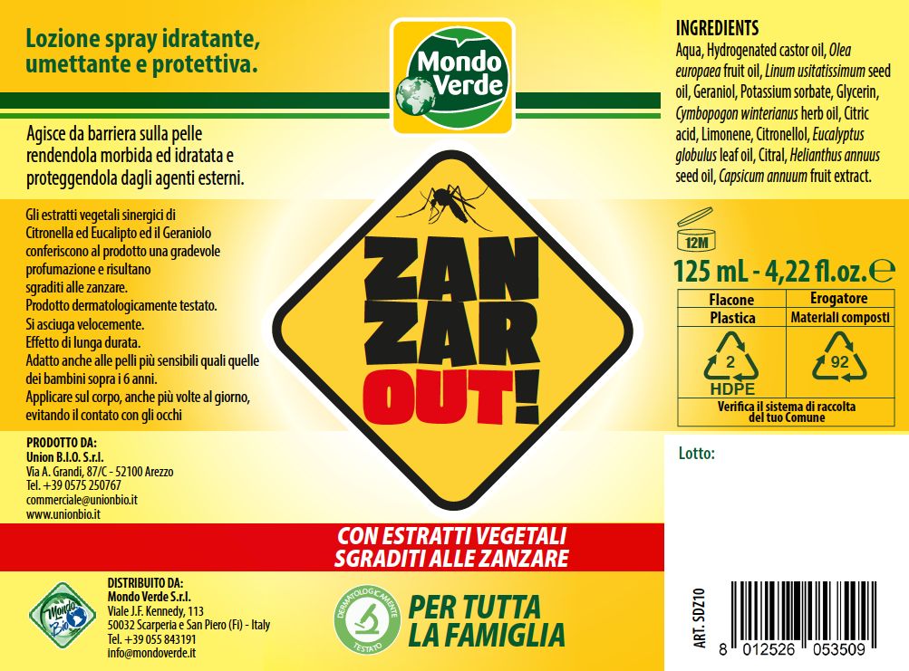 Primo piano dell'etichetta di un flacone spray. Testo: Zanzarout! Logo: Mondo Verde. Ingredienti, informazioni di riciclo, 125 ml.
