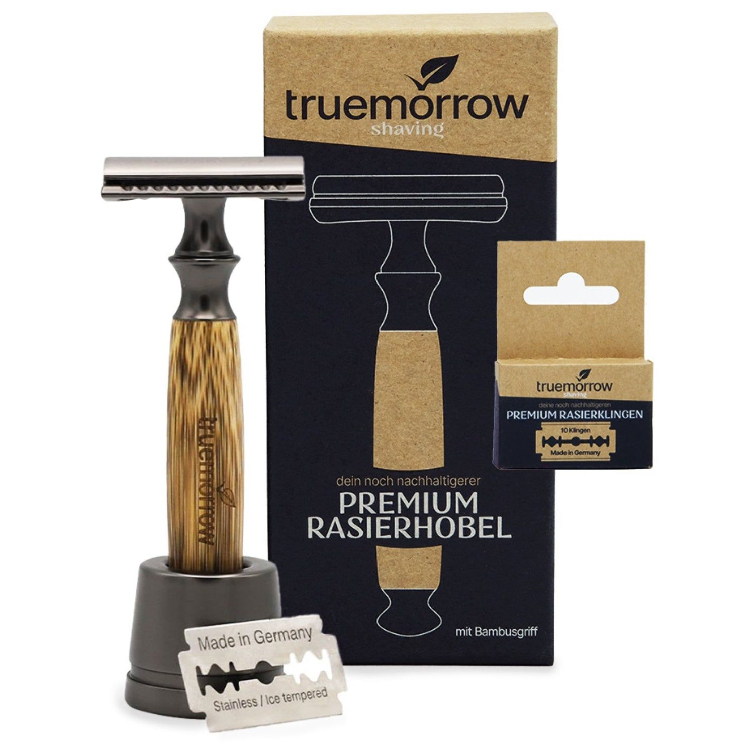 Rasierhobel-Set von truemorrow. Enthält Rasierhobel, Ständer, Klingen und Verpackung. Hobel mit Bambusgriff. Klingen: Made in Germany.