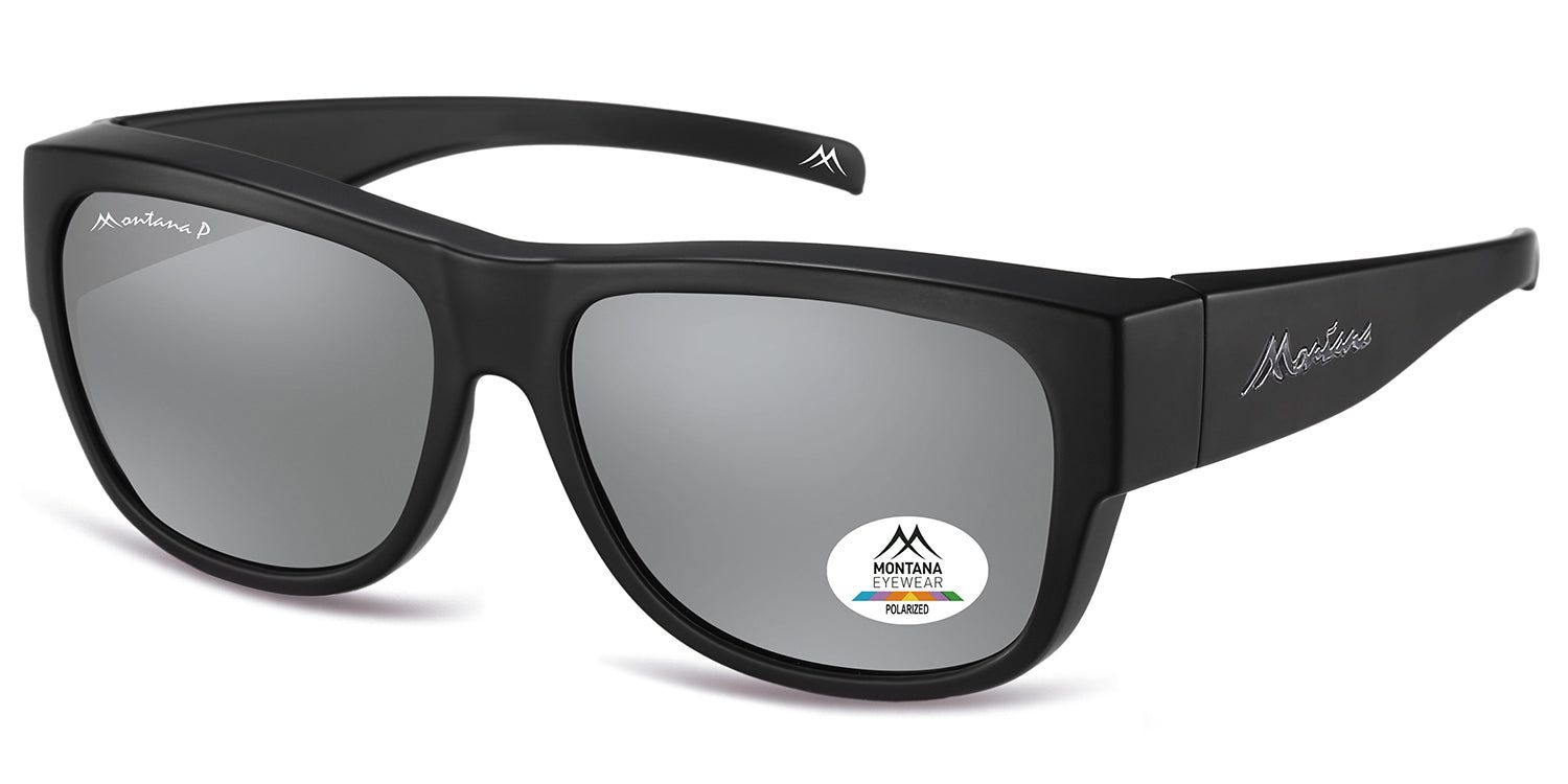 Schwarze Sonnen-Überbrille mit silberfarbenen Gläsern. Montana Eyewear Logo und Polarisations-Kennzeichen.
