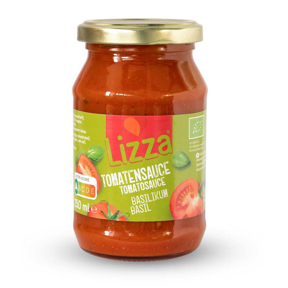 Glas mit Tomatensauce Basilikum. Auf dem Etikett: Marke, Tomaten, Basilikum, Bio-Siegel und Nährwertkennzeichnung.