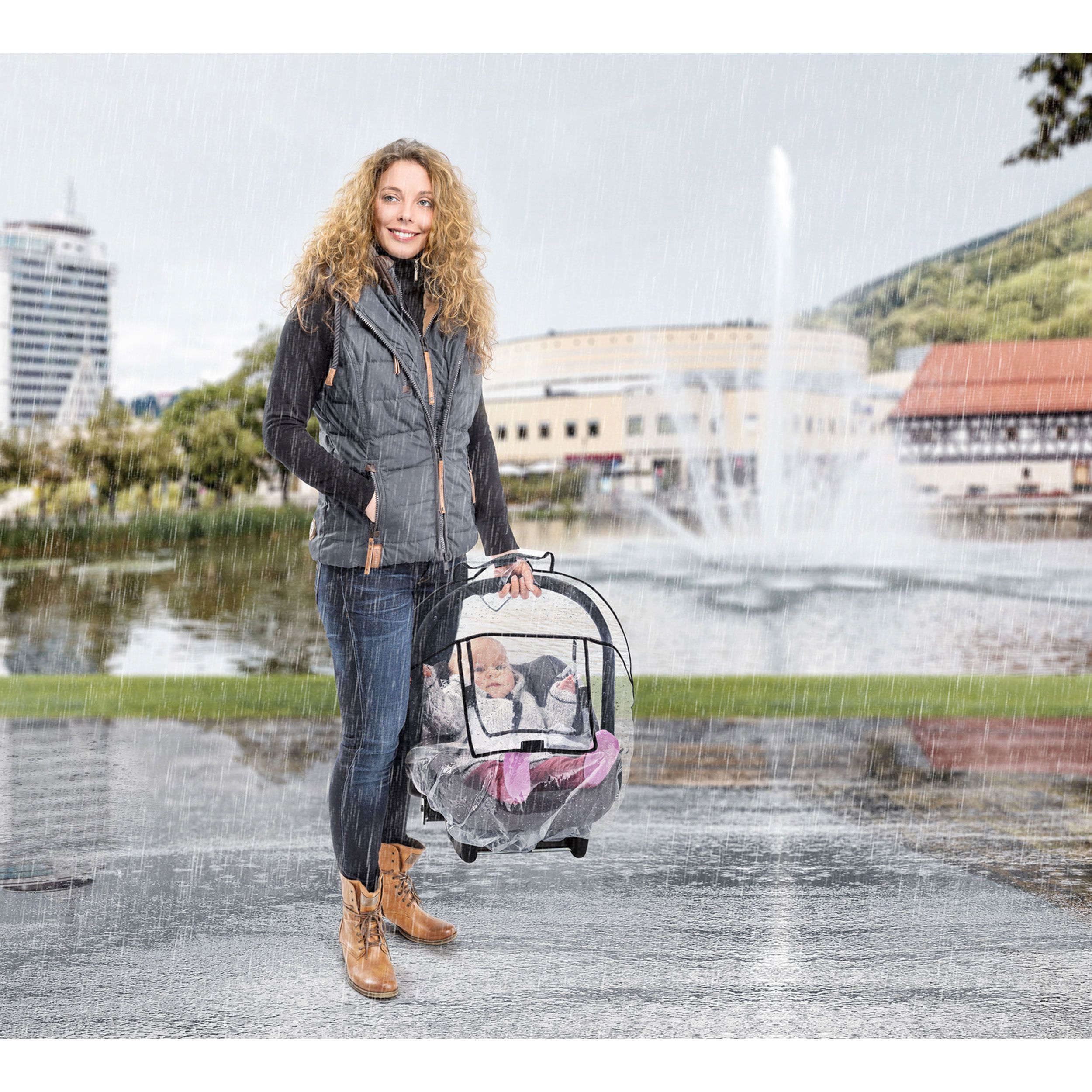 reer RainCover Baby Regenschutz für Babyschale, Regenverdeck, Regenhaube
