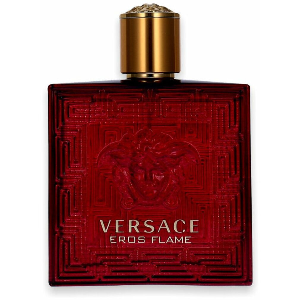 Rotes Versace Eros Flame Eau de Parfum Spray. Goldfarbener Deckel. Logo und Schriftzug auf der Flasche.