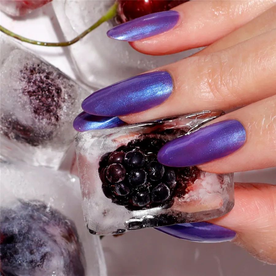 LONDONTOWN lakur Wildberry Freeze Nagellack