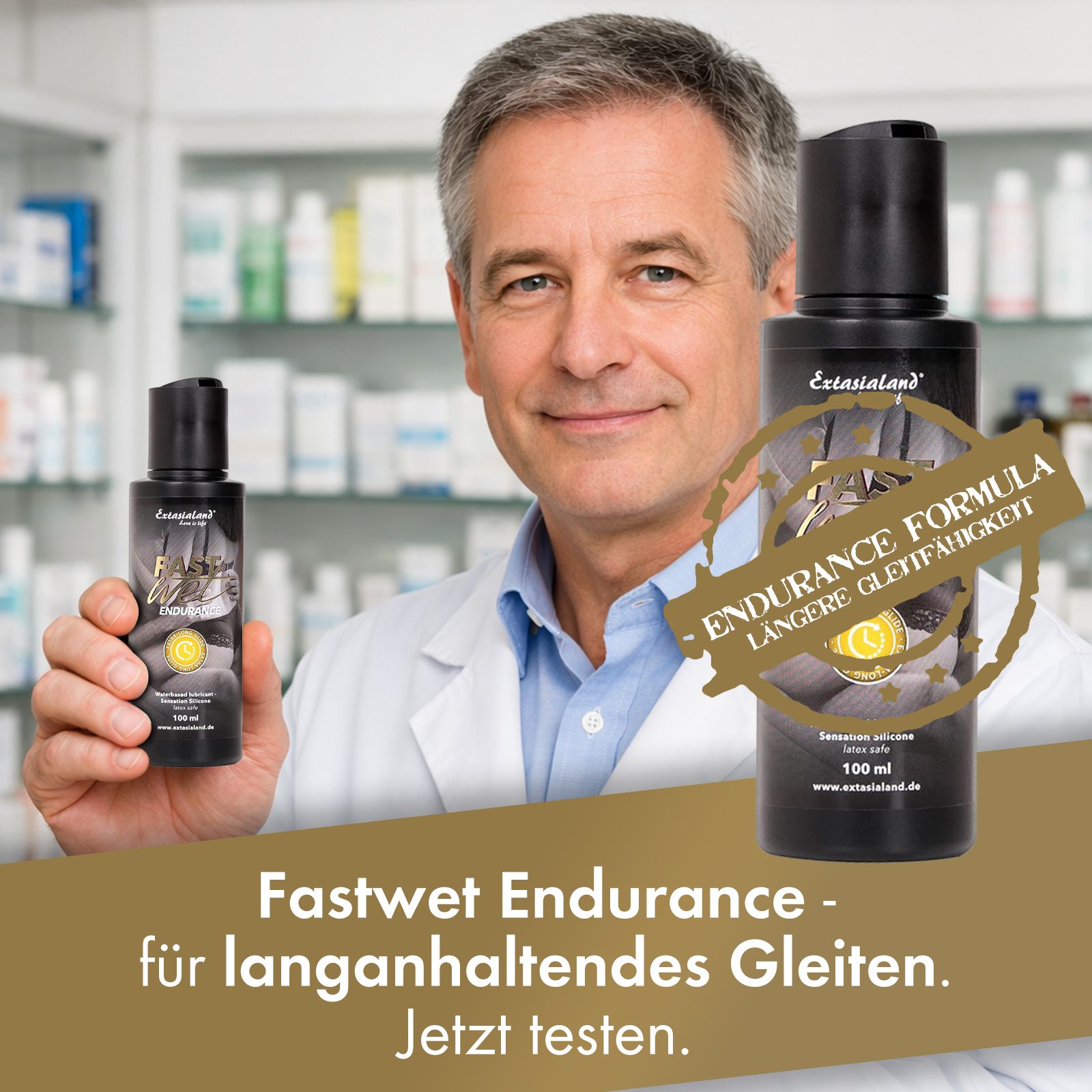 Apotheker hält zwei Flaschen "Fastwet Endurance". Text: Für langanhaltendes Gleiten. Jetzt testen.