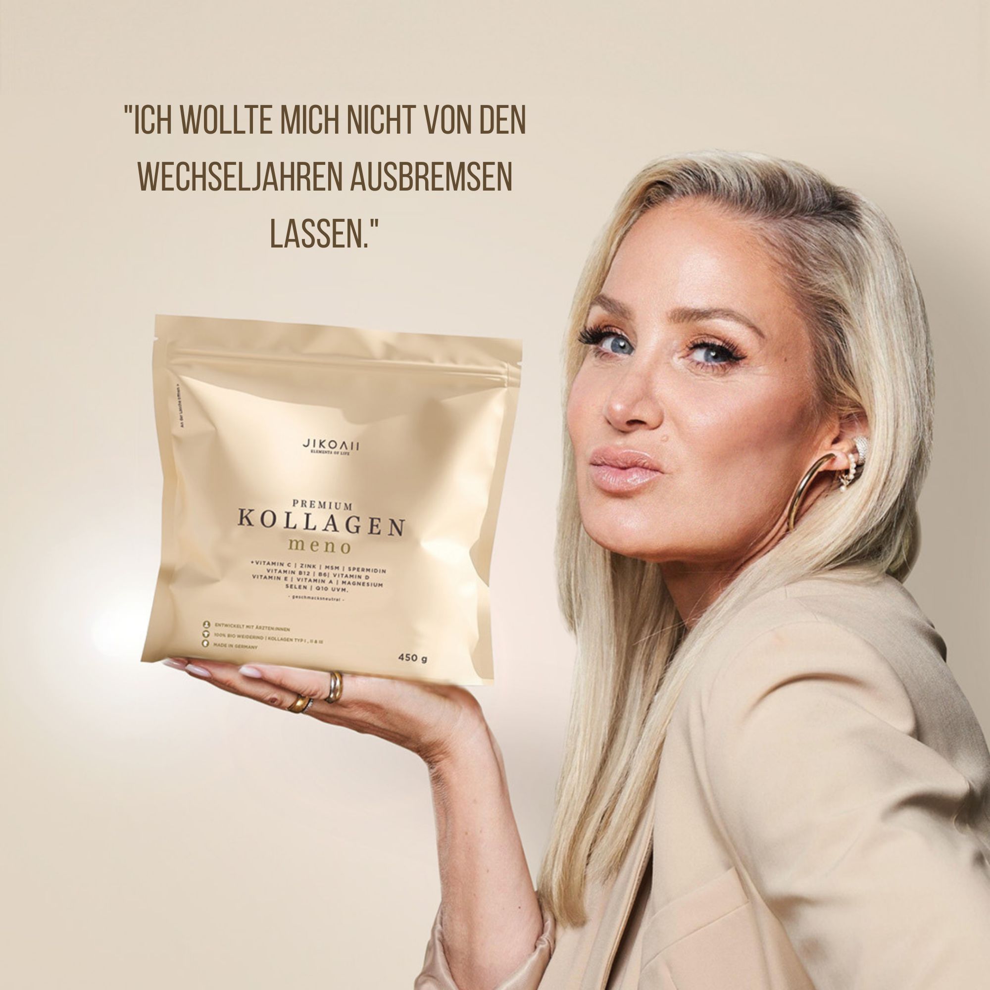 Frau hält Produktverpackung JIKOAII PREMIUM KOLLAGEN MENO. Aufschrift: Kollagen, Zink, MSM, Spermidin, Selen, Q10. 450 g.