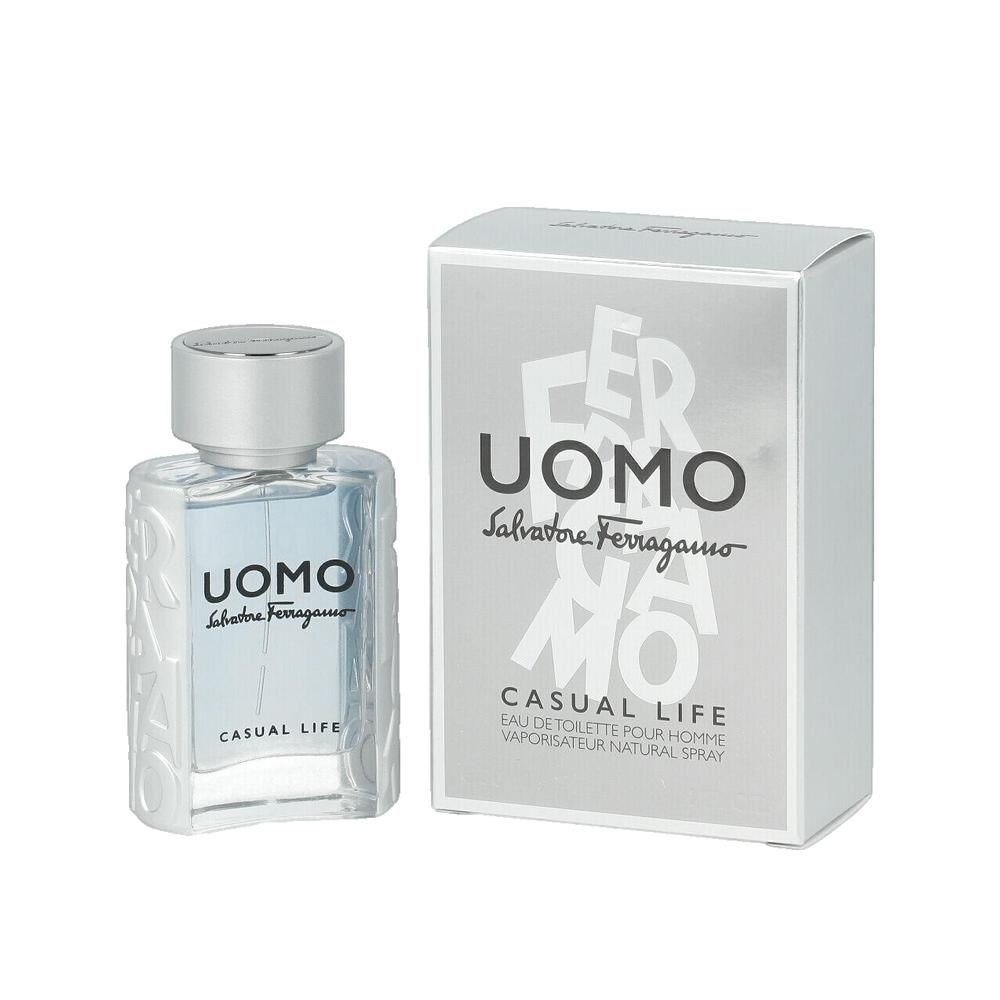 Flakon und Verpackung von Salvatore Ferragamo Uomo Casual Life. Flakon mit silbernem Deckel. Verpackung mit Schriftzug Uomo.