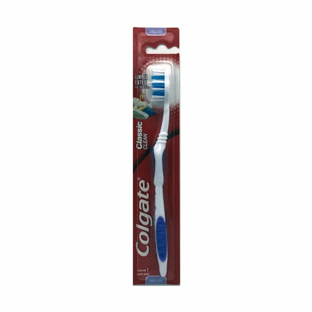 Zahnbürste in roter Verpackung. Der Griff ist weiß mit blauem Einsatz. Der Bürstenkopf hat blaue Borsten. Marke: Colgate.