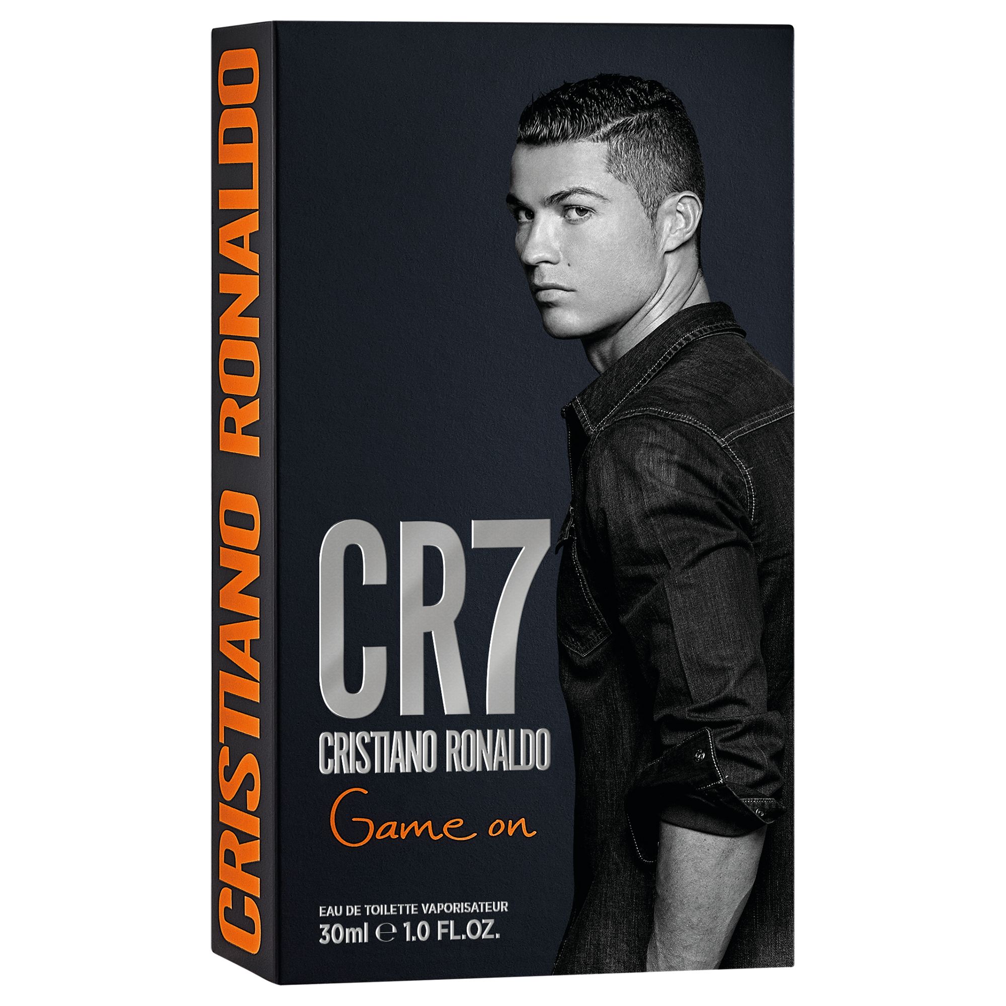 Schwarze Verpackung mit CR7, Cristiano Ronaldo, Game on. Porträt von Cristiano Ronaldo. 30ml.