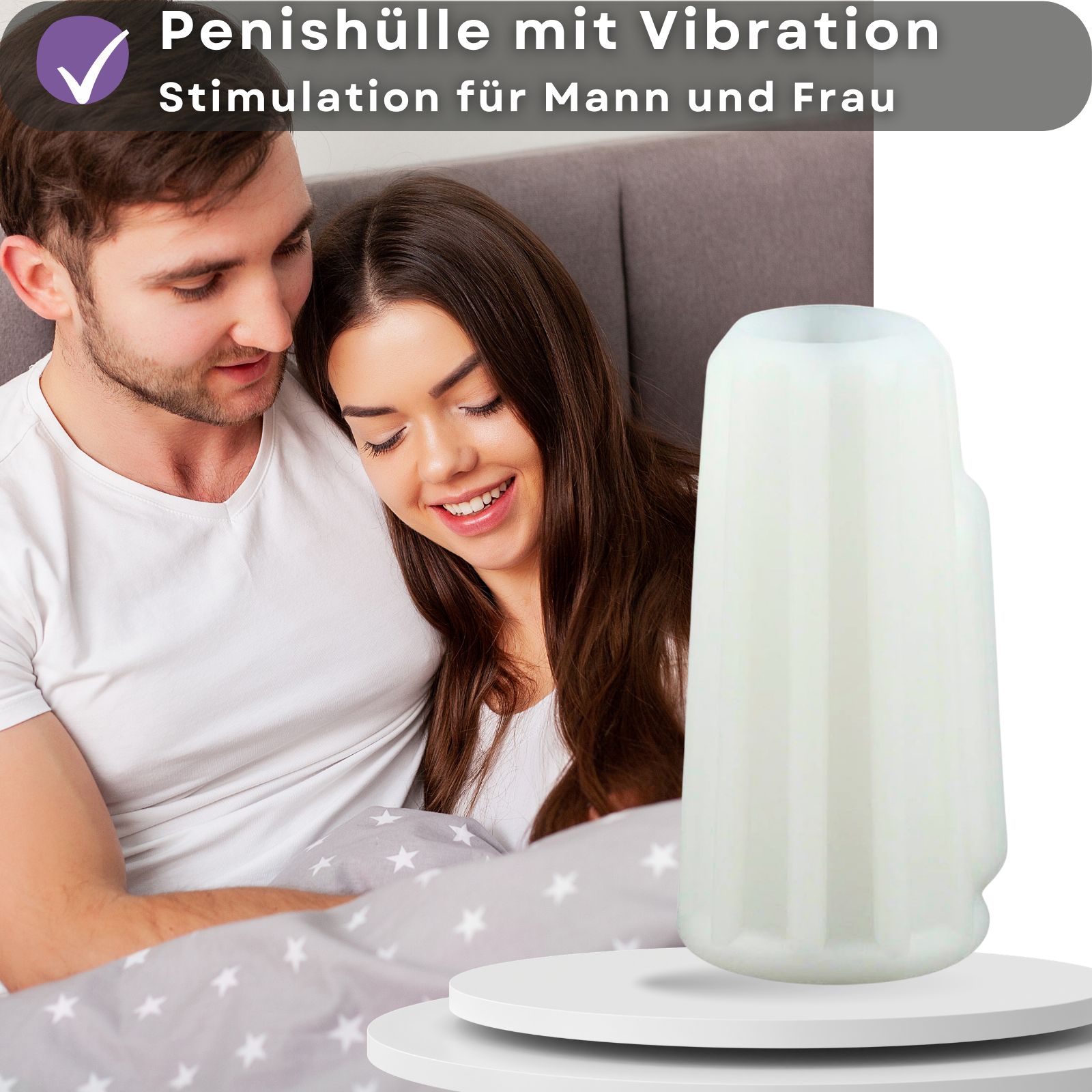 Weißes Produkt mit senkrechten Rillen. Text: Umfang um 45% vergrößern, Aus Silikon. Hintergrund: Hände formen Herz.