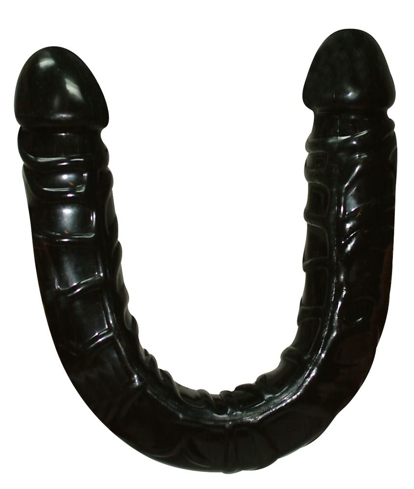 Schwarzer Doppeldildo. Gebogene Form mit zwei Enden. Oberflächenstruktur mit Rillen.
