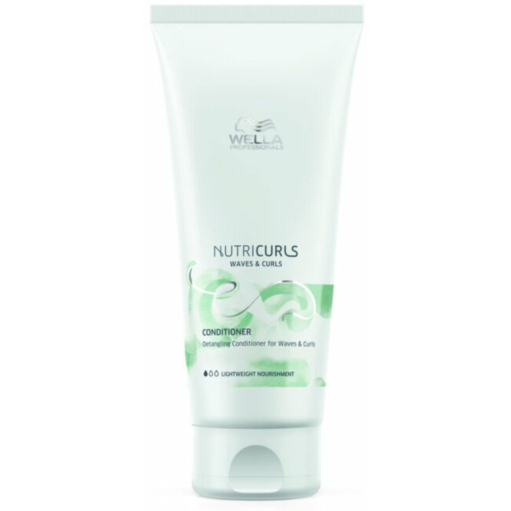 Weiße Tube mit Wella-Logo und Nutricurls-Schriftzug. Conditioner für Wellen und Locken. Leichte Pflege.