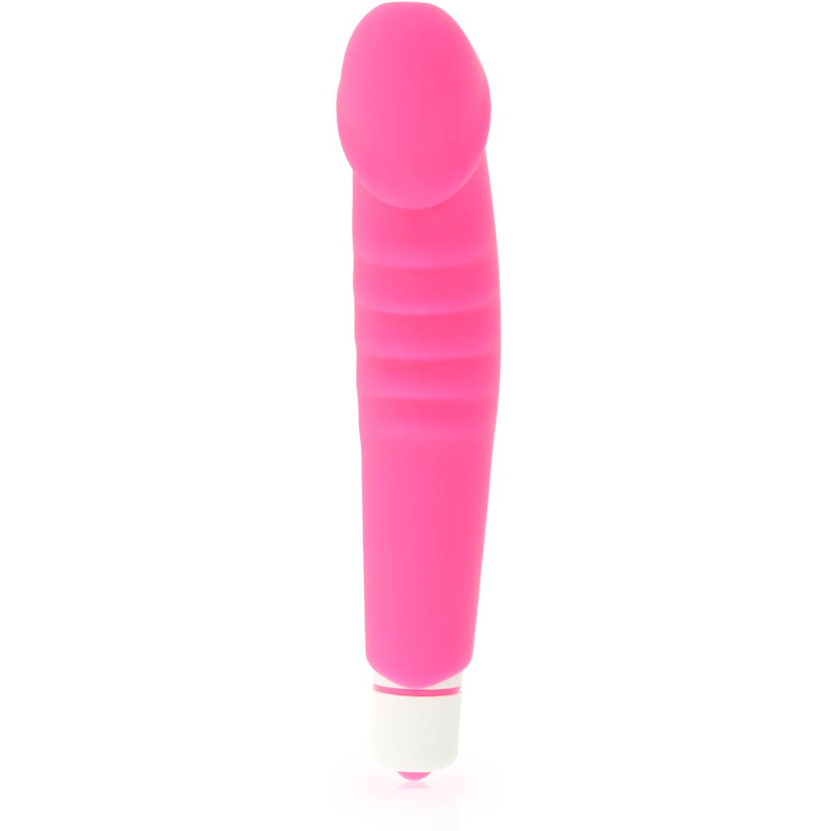 Pinkfarbener Vibrator mit geriffelter Oberfläche und abgerundeter Spitze. Weißer Sockel. Auf hellem Hintergrund.