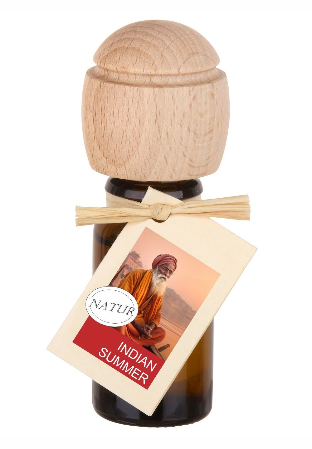 Braunglasflasche mit Holzverschluss. Etikett mit Bild eines Mannes. Aufschrift: INDIAN SUMMER.