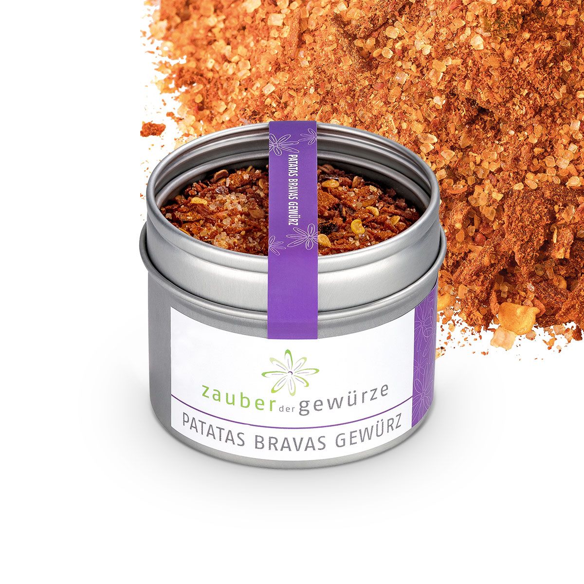 Geöffnete Gewürzdose mit Aufschrift. Violette Banderole mit Text. Gewürzstreusel im Hintergrund.