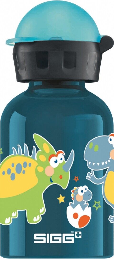 Nahaufnahme einer dunkelblauen SIGG Trinkflasche mit Dino-Motiven. Blauer Deckel, schwarzer Verschluss. SIGG-Logo.