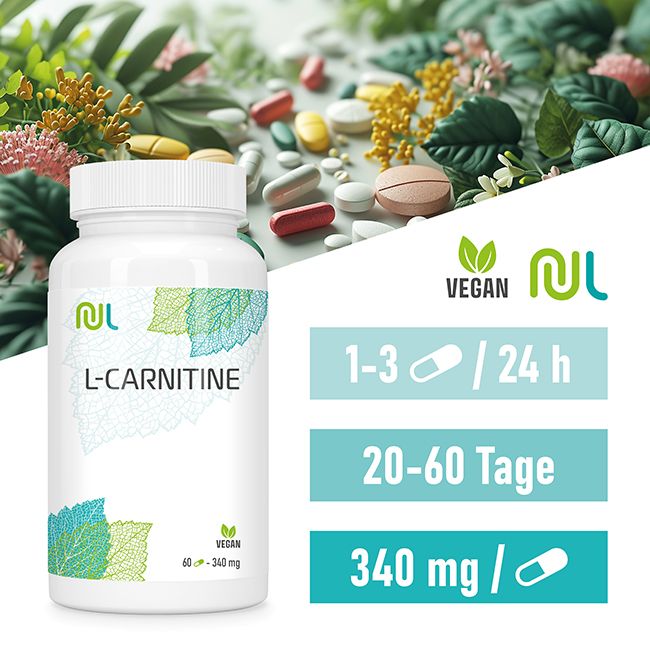 Weiße Flasche "L-CARNITINE". Grün-blaue Blätter. "VEGAN"-Logo. Dosierung: 1-3 Kapseln/24h. 20-60 Tage. 340 mg/Kapsel.