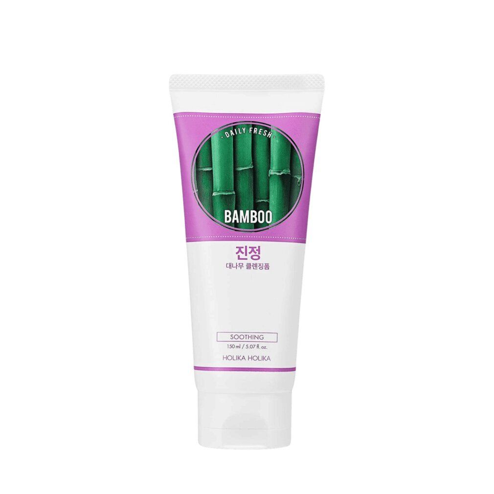 Weiße Tube mit lila Etikett, das Bambus zeigt. Enthält HOLIKA HOLIKA Daily Fresh Bamboo Cleansing, 150ml.