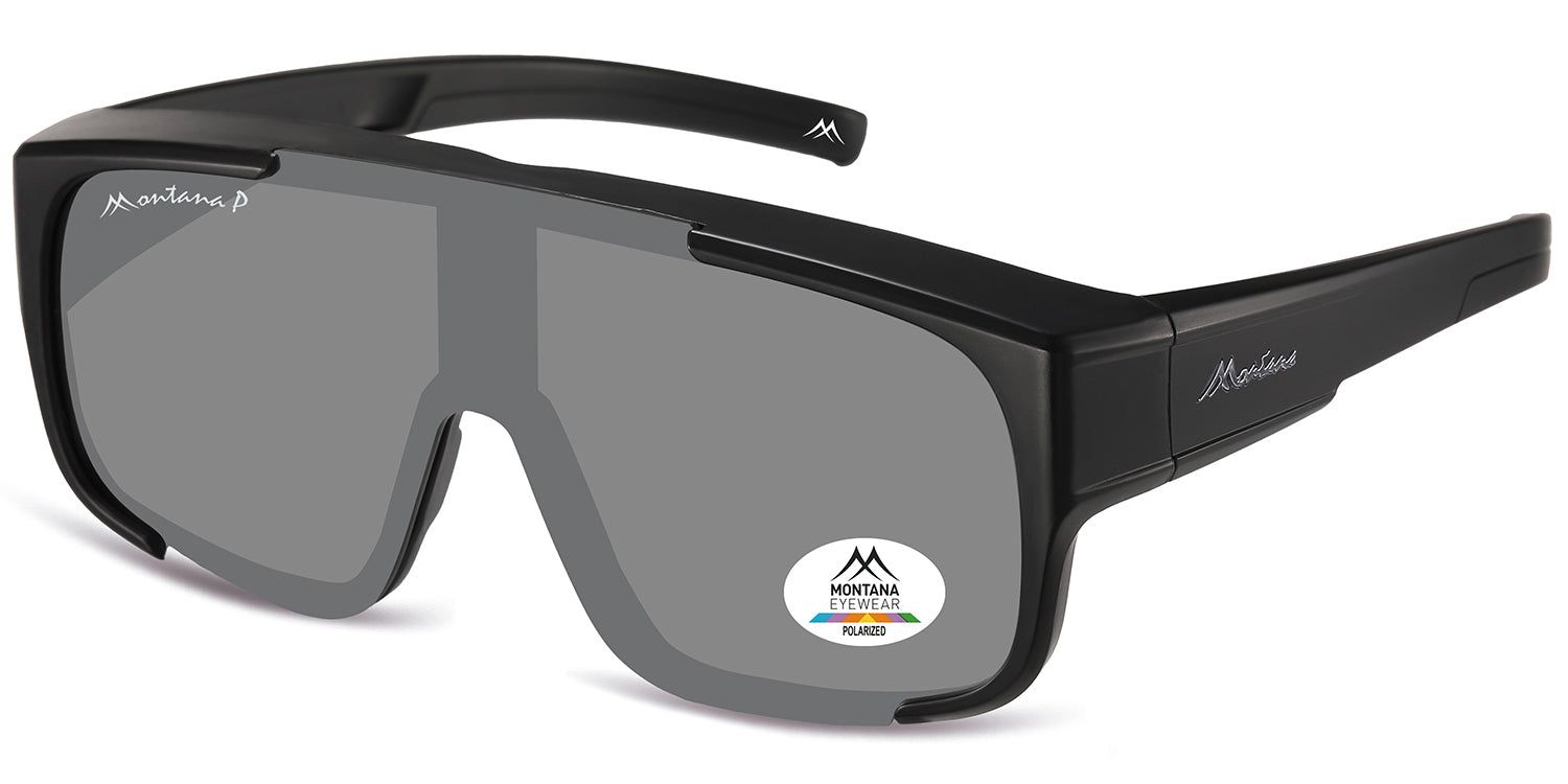 Schwarze Sonnen-Überbrille, graue Gläser. Montana Eyewear Logo und Polarized-Aufkleber. Seitliche Ansicht.