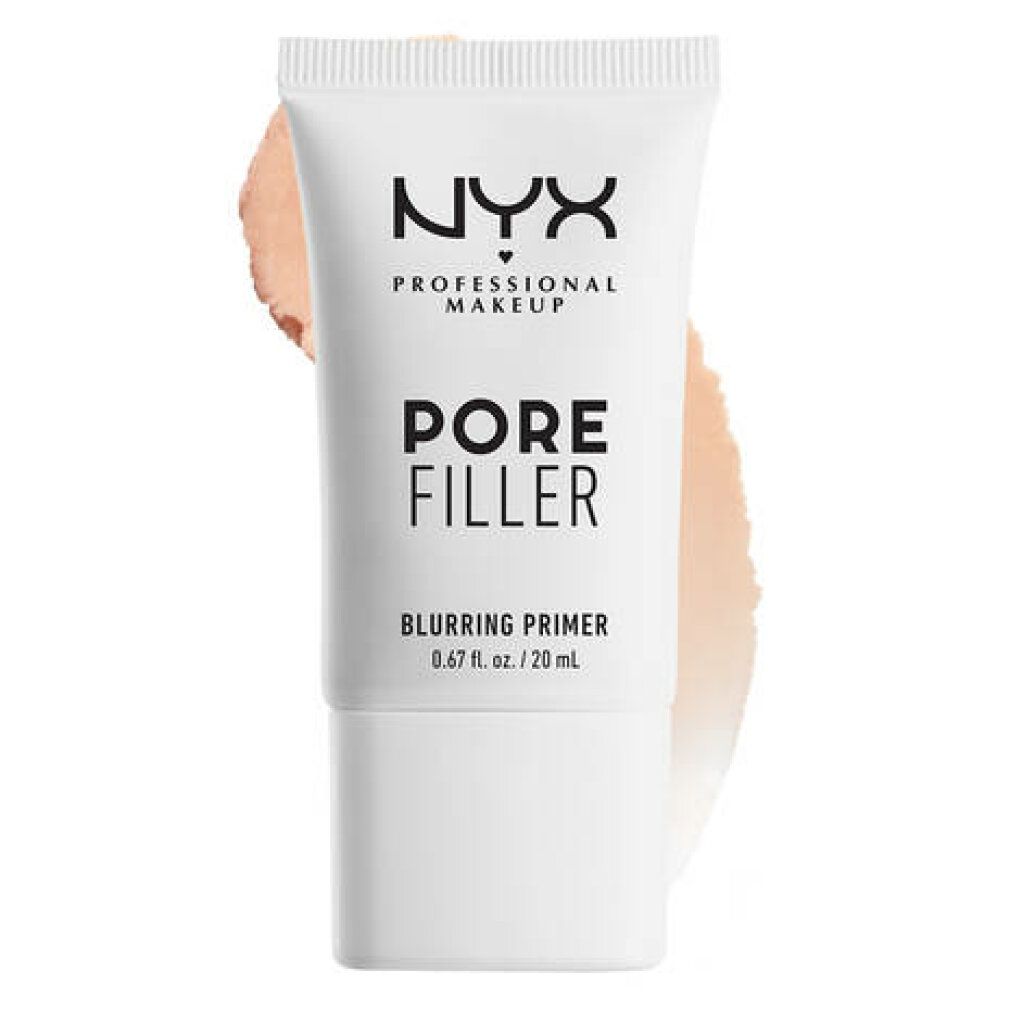Weiße Tube mit schwarzem NYX-Logo und Schriftzug PORE FILLER. Aufgetragenes Produkt in Hautfarbe.
