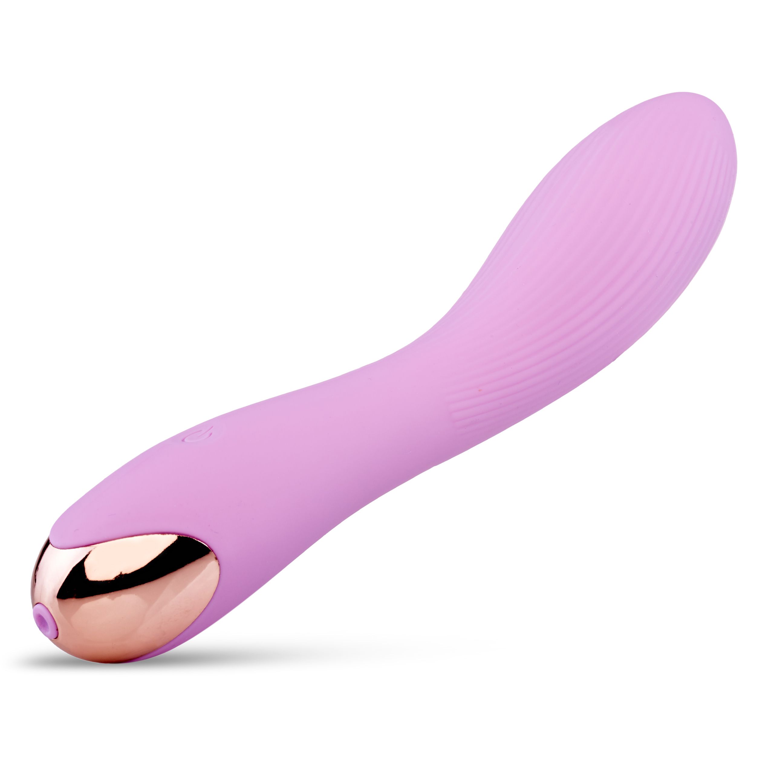 Lila Vibrator mit geriffelter Oberfläche und goldfarbenem Kopf. Auf weißem Hintergrund.